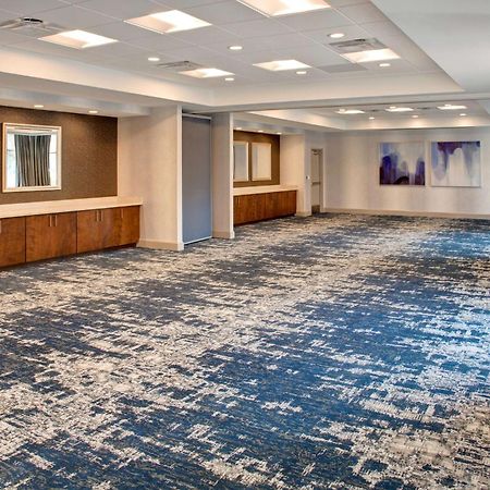 Hilton Garden Inn Kansas City/Kansas Eksteriør billede