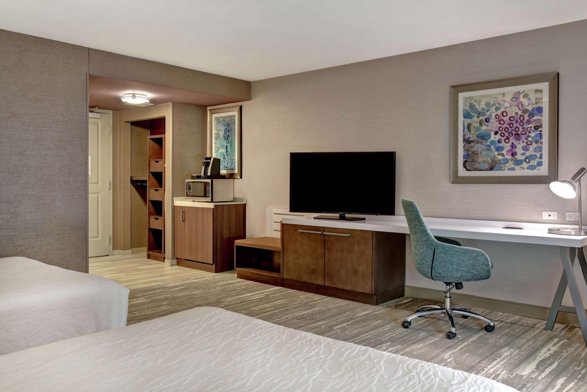 Hilton Garden Inn Kansas City/Kansas Eksteriør billede
