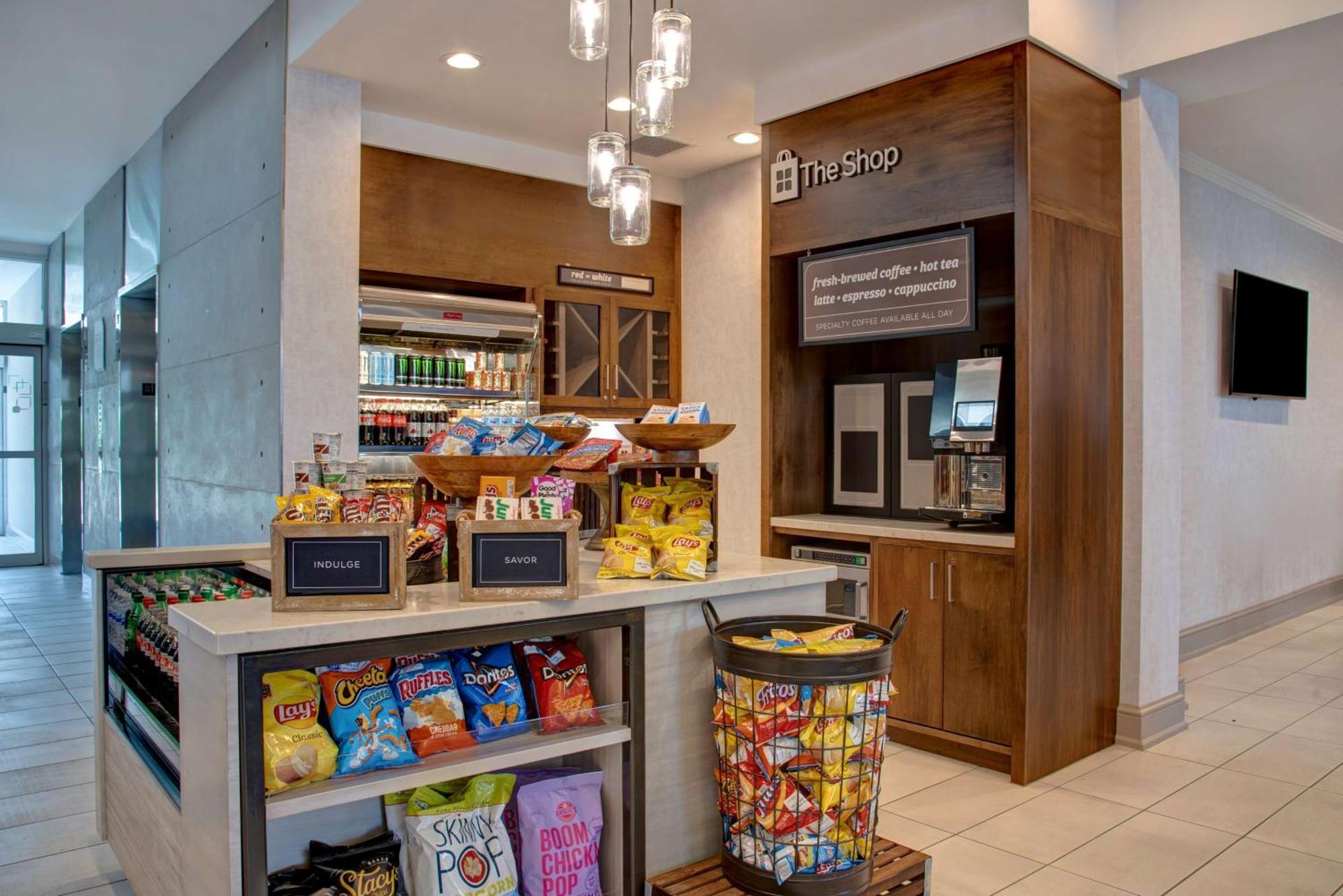 Hilton Garden Inn Kansas City/Kansas Eksteriør billede